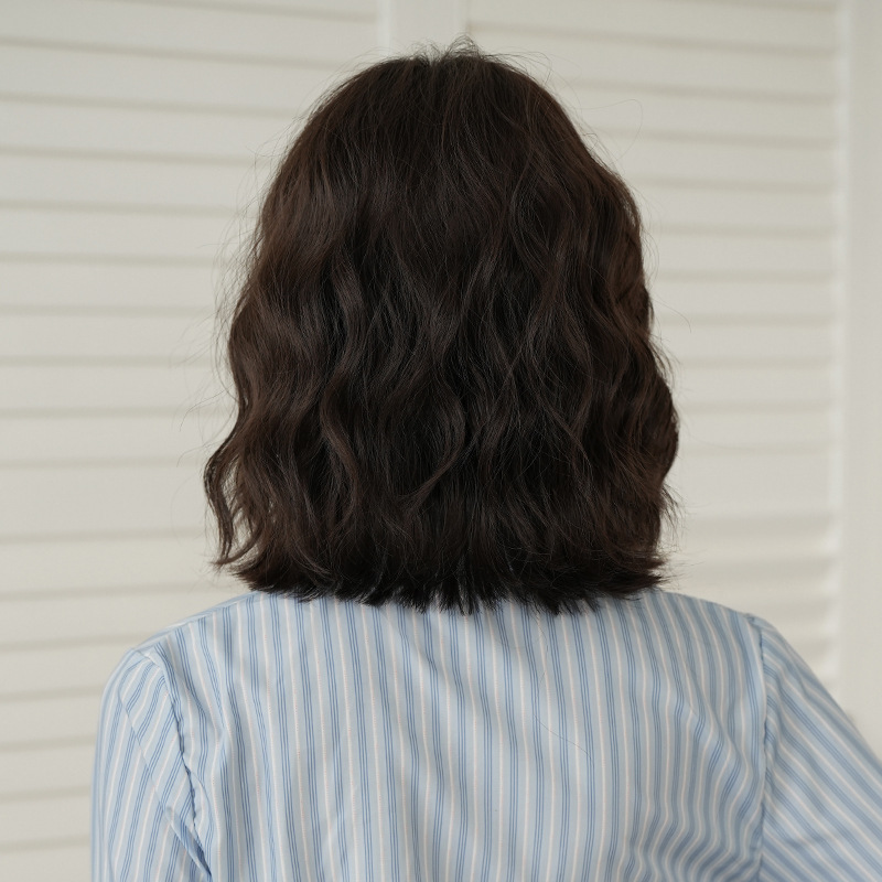 Fashion Chicken rolls short hair, wig