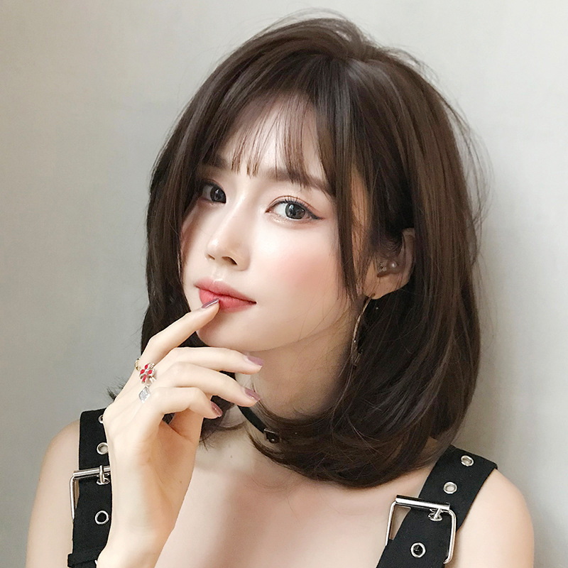 Temperament: Inner collarbone hair, wig