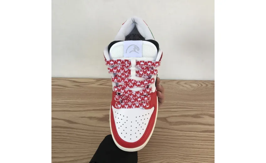 Reps StockX Shoes Frame Skate x Nike SB Dunk Low “Habibi Red White CT2550-600??