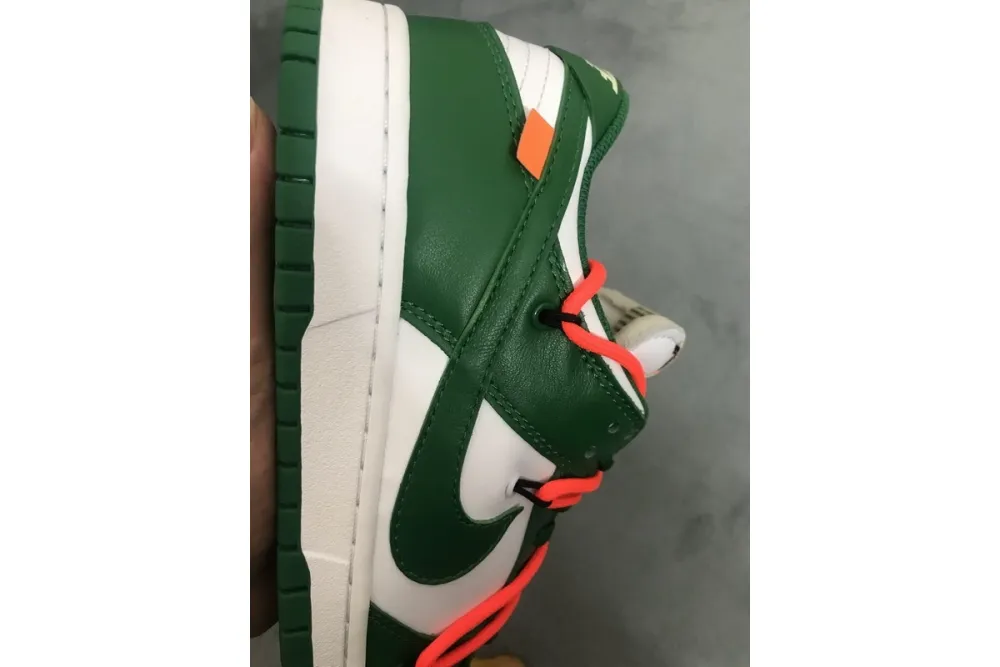 Reps StockX Shoes OFF-WHITE x Nike Dunk SB Low Pine Green CT0856-100??