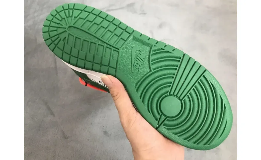 Reps StockX Shoes OFF-WHITE x Nike Dunk SB Low Pine Green CT0856-100??