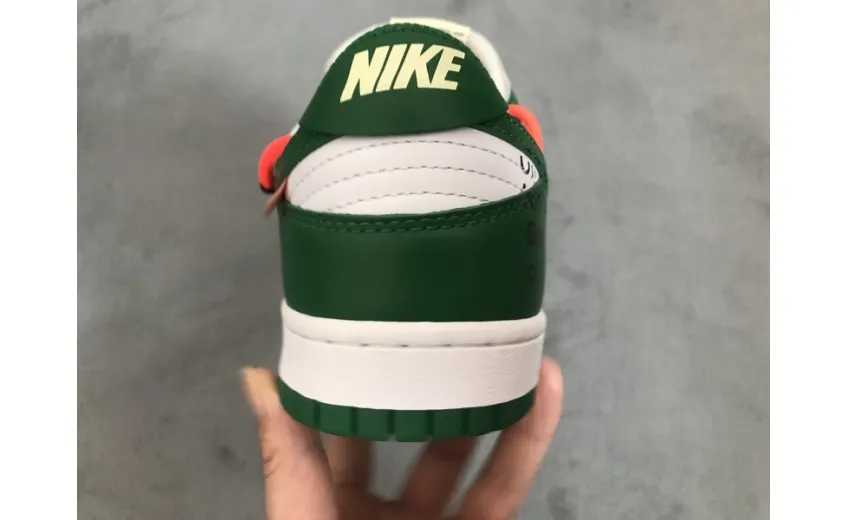 Reps StockX Shoes OFF-WHITE x Nike Dunk SB Low Pine Green CT0856-100??