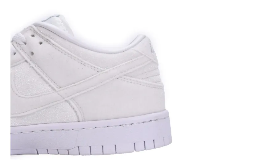 Reps StockX Shoes Dover Street Market x Nike Dunk Low Triple White DH2686-100??