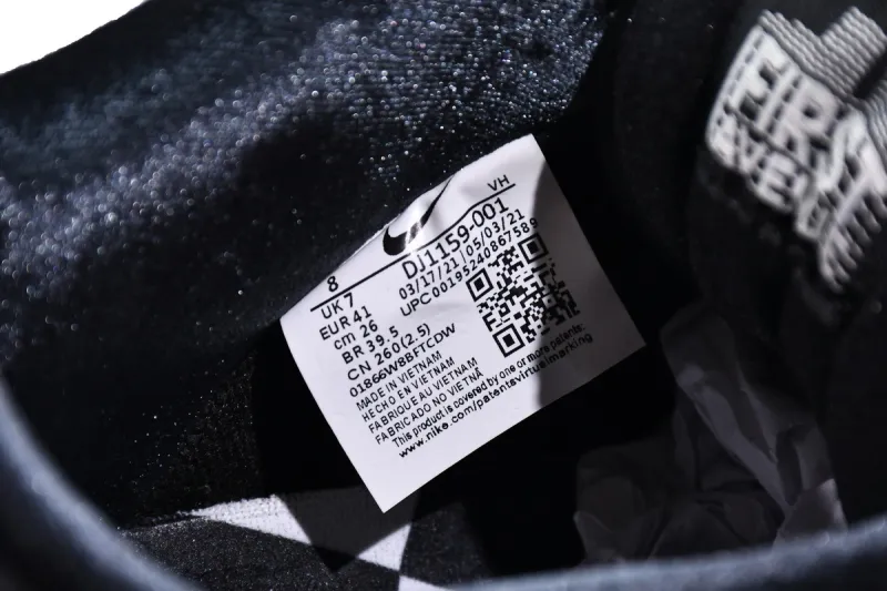 Reps StockX Shoes Familia x Nike SB Dunk Low First Avenue Black Purple DJ1159-001??