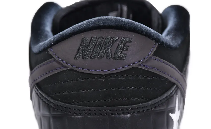 Reps StockX Shoes Familia x Nike SB Dunk Low First Avenue Black Purple DJ1159-001??