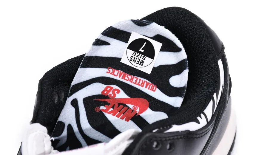Reps StockX Shoes Quartersnacks x Nike SB Dunk Low Zebra DM3510-001??