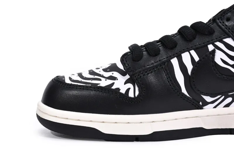 Reps StockX Shoes Quartersnacks x Nike SB Dunk Low Zebra DM3510-001??