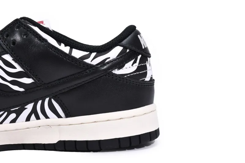 Reps StockX Shoes Quartersnacks x Nike SB Dunk Low Zebra DM3510-001??
