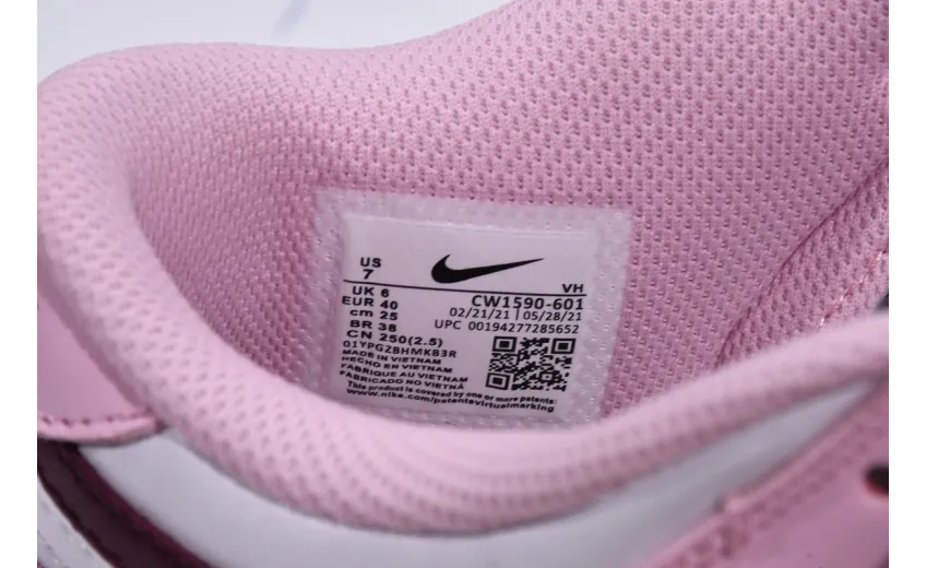 Reps StockX Shoes Nike SB Dunk Low（GS）Strawberry Powder CW1590-601??