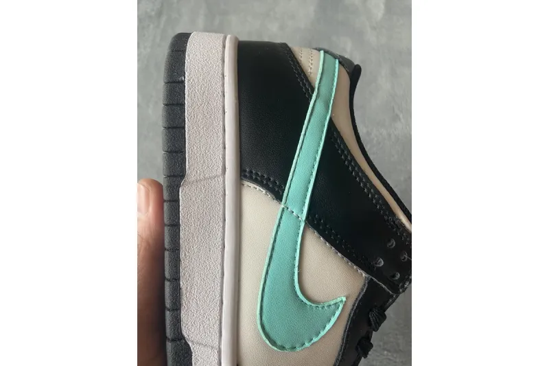 Reps StockX Shoes Nike Dunk SB Low Tiffany Black CW1590-003??