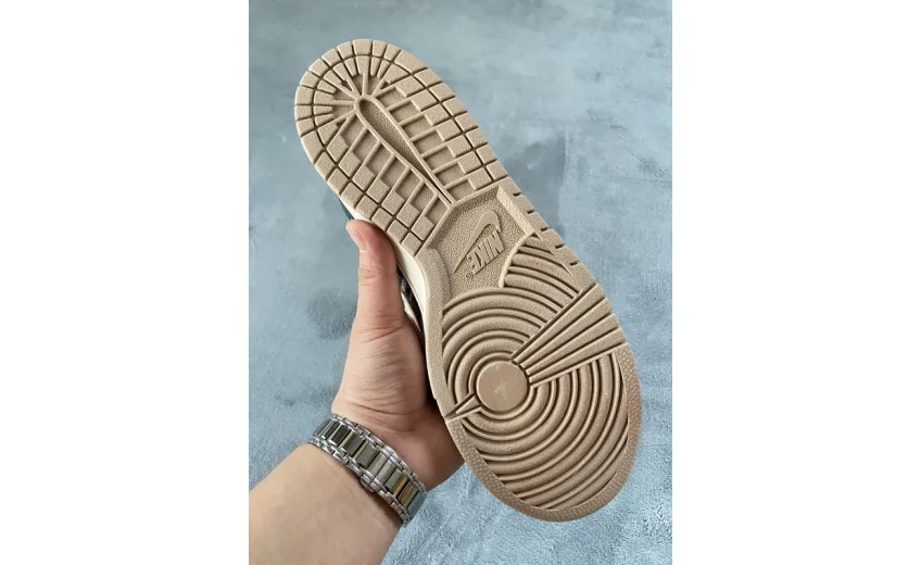 Reps StockX Shoes Travis Scott x Nike SB Dunk Low Cashew CT5053-001??