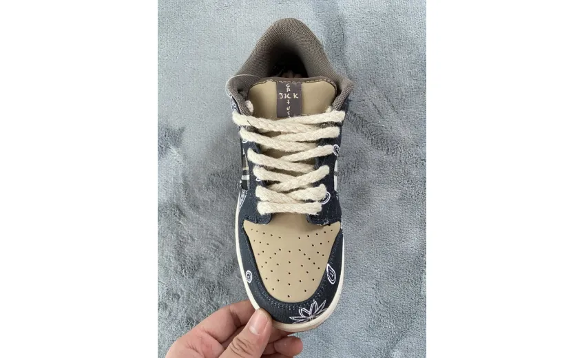 Reps StockX Shoes Travis Scott x Nike SB Dunk Low Cashew CT5053-001??