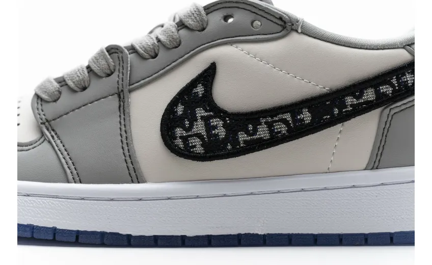 Jordan Low 1 dior