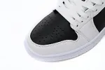 Low Jordan 1 Panda