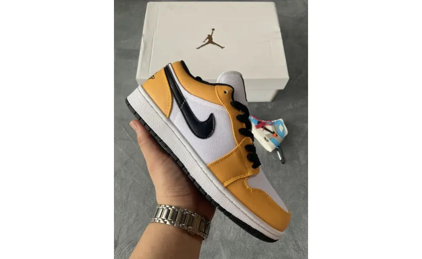 Reps StockX Shoes Air Jordan 1 Low Laser Orange CZ4776-107??