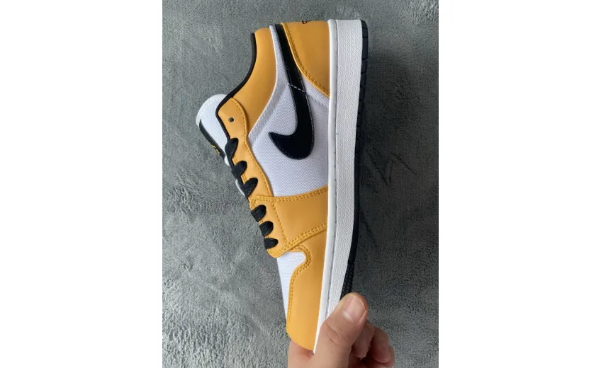 Reps StockX Shoes Air Jordan 1 Low Laser Orange CZ4776-107??
