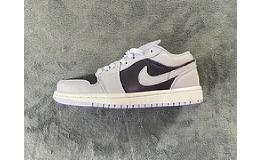 Jordan 1 Low Oxygen Purple 554723-505