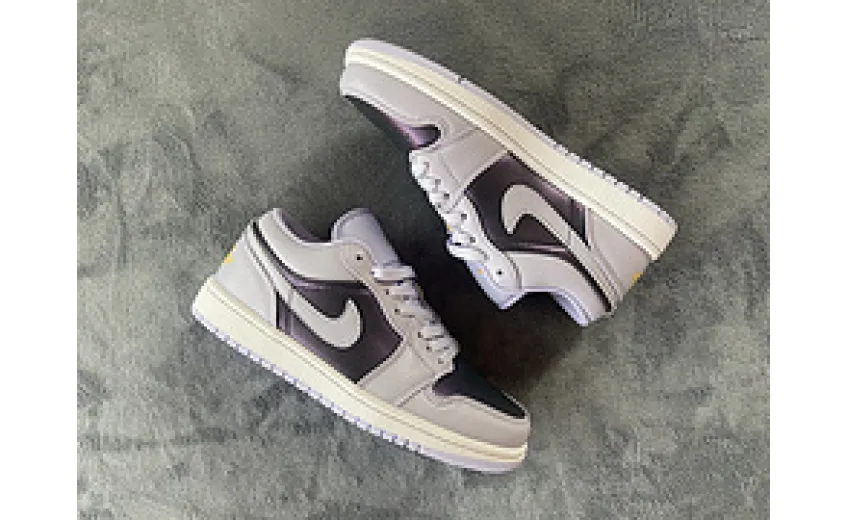 Jordan 1 Low Oxygen Purple 554723-505