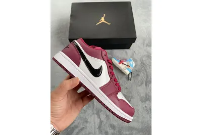 Air Jordan 1 Low Noble Red 553558-604 02