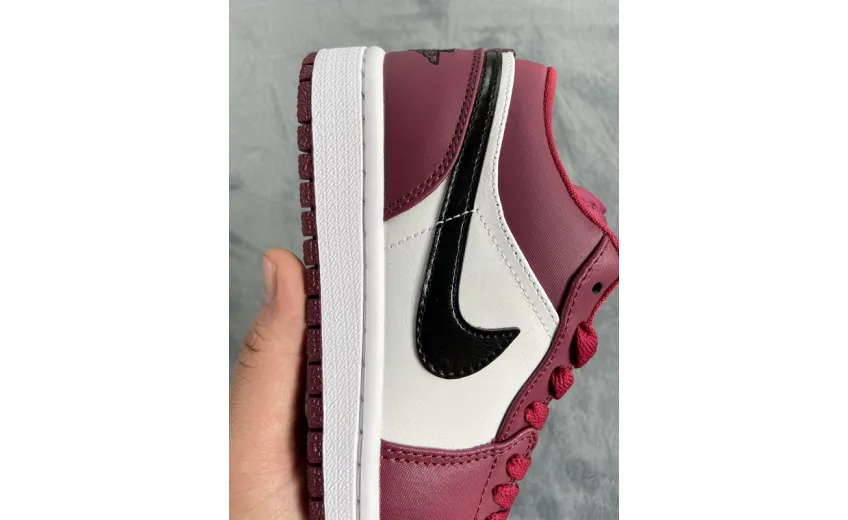 Reps StockX Shoes Air Jordan 1 Low Noble Red 553558-604??