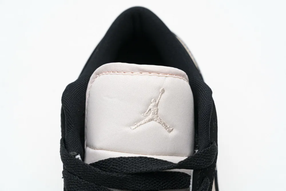 Reps StockX Shoes WMNS Air Jordan 1 Low “Black Guava Ice” DC0774-003??