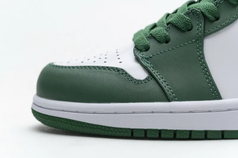Air Jordan 1 Low Pine Green