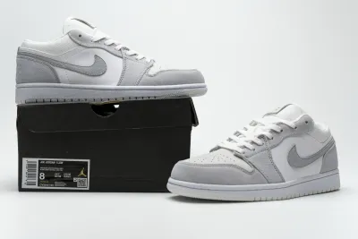  Air Jordan 1 Low Paris CV3043-100 02
