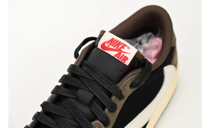 travis scott jordan 1 low mocha reps