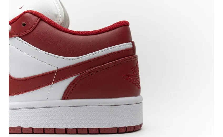 Air Jordan 1 White GYM Red