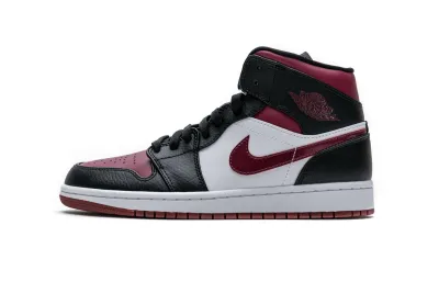  Air Jordan 1 Mid Bred Toe 554724-066 01