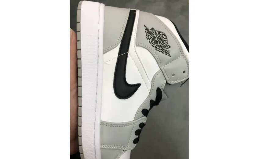 Reps StockX Shoes Air Jordan 1 Mid Light Smoke Grey 554724-092??