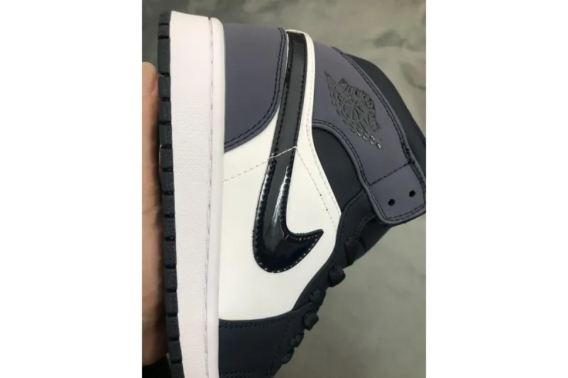 Reps StockX Shoes Air Jordan 1 Mid Sanded Purple 554724-445??