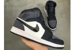 Reps StockX Shoes Air Jordan 1 Mid Sanded Purple 554724-445??