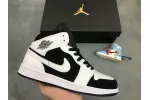 Reps StockX Shoes Air Jordan 1 Mid Tuxedo Black White 554724-113??