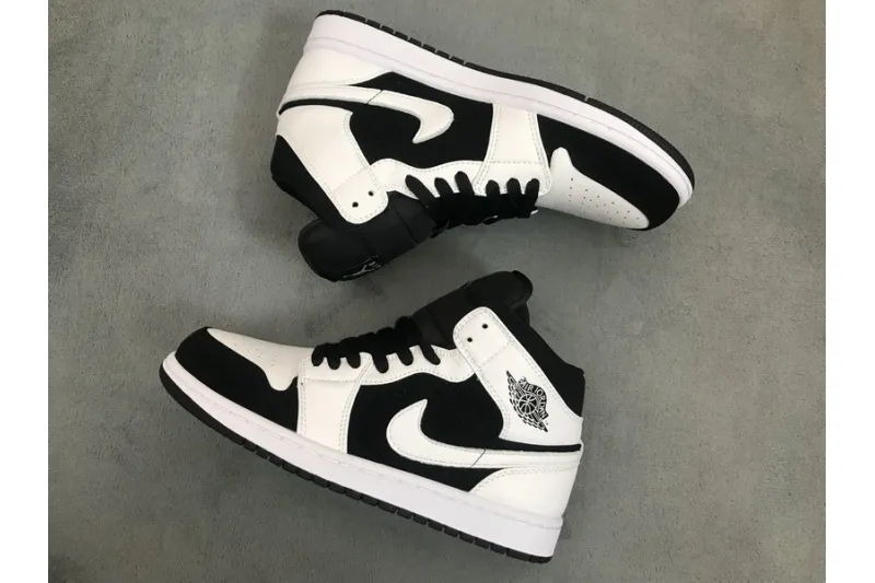 Reps StockX Shoes Air Jordan 1 Mid Tuxedo Black White 554724-113??