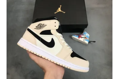  Air Jordan 1 Mid Barely Orange BQ6472-800 02