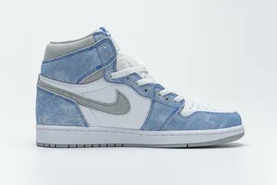  Jordan 1 Retro High OG Hyper Royal 555088-402 02