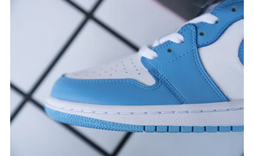 Reps StockX Shoes Air Jordan 1 Retro"UNC" Blue 555088-117??