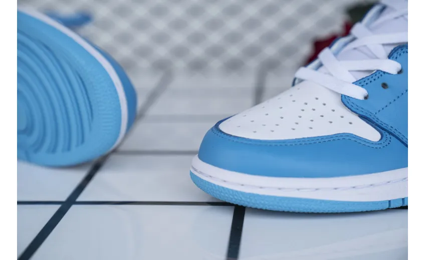 Reps StockX Shoes Air Jordan 1 Retro"UNC" Blue 555088-117??
