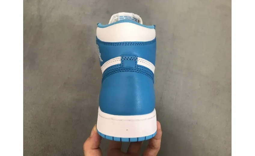 Reps StockX Shoes Air Jordan 1 Retro UNC Blue 555088-117??