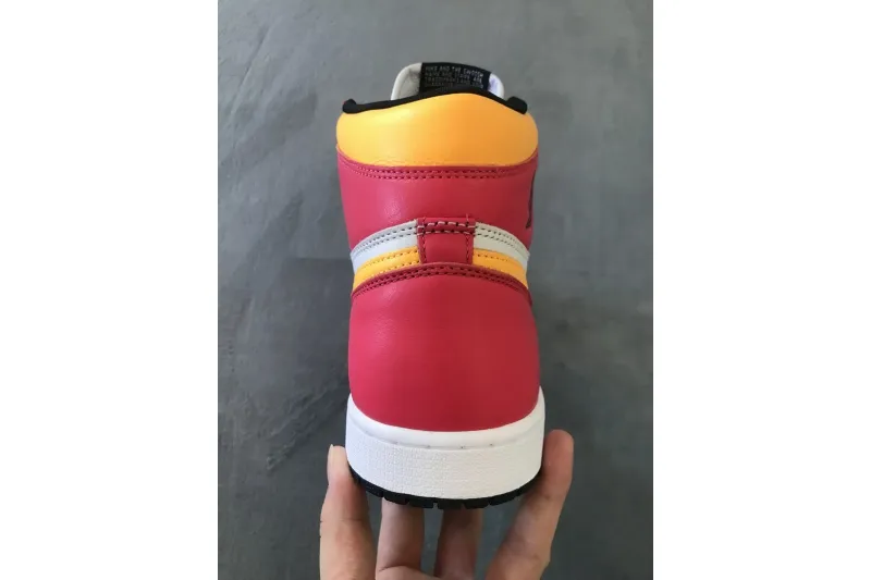 Reps StockX Shoes Air Jordan 1 High OG Light Fusion Red 555088-603??