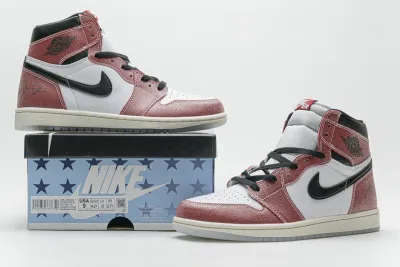  Trophy Room x Air Jordan 1 Retro High OG Chicago DA2728-100 01