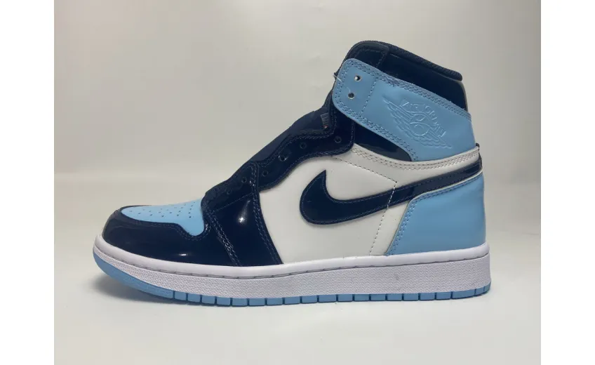 Air Jordan 1 Retro High OG UNC Patent Blue CD0461-401