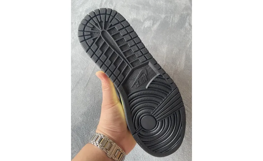 Reps StockX Shoes Air Jordan 1 High OG Bio Hack 555088-201??