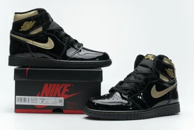 Jordan 1 Retro High Black Metallic Gold 555088-032 02