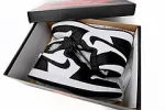 Air Jordan 1 Retro High OG Black White