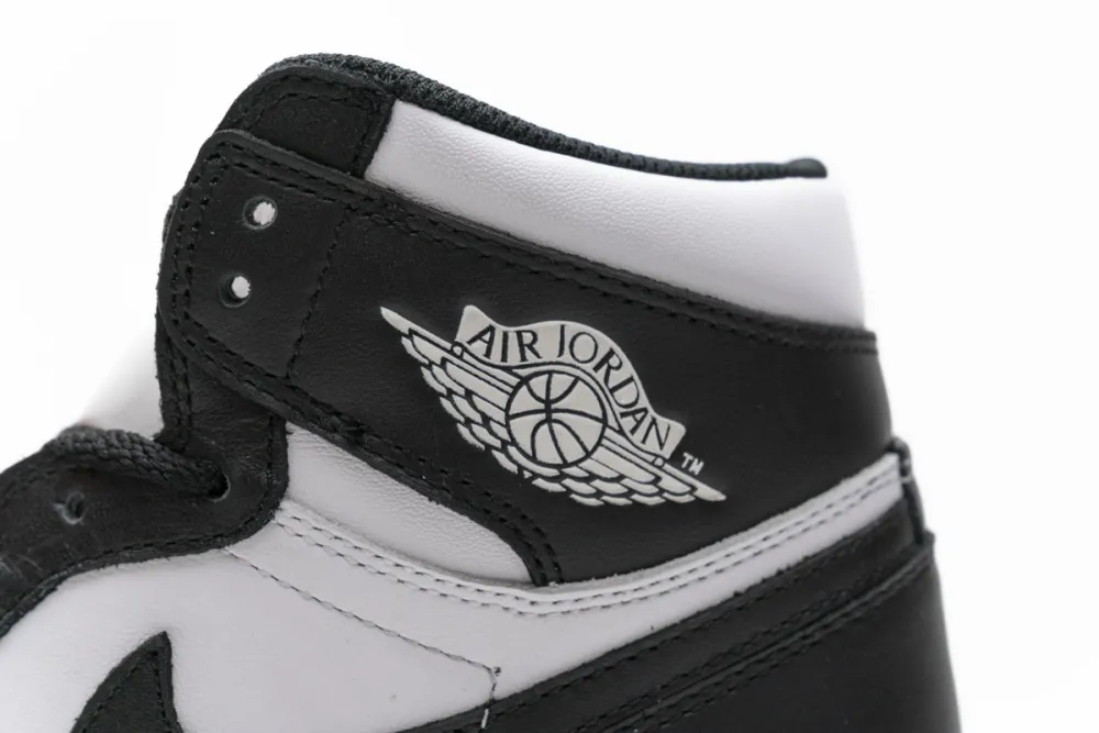 Black And White 1s