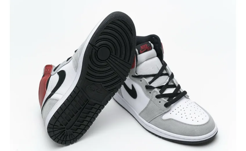 Reps StockX Shoes Air Jordan 1 High Smoke Grey Red 555088-126??