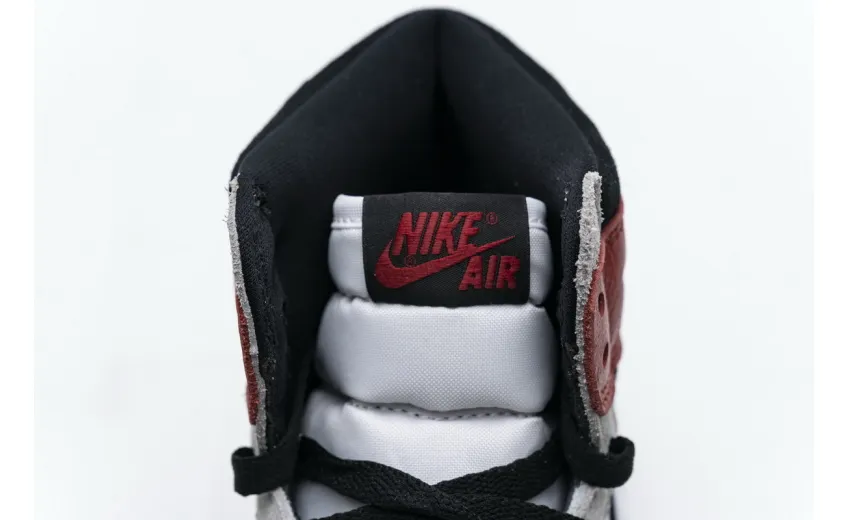 Reps StockX Shoes Air Jordan 1 High Smoke Grey Red 555088-126??