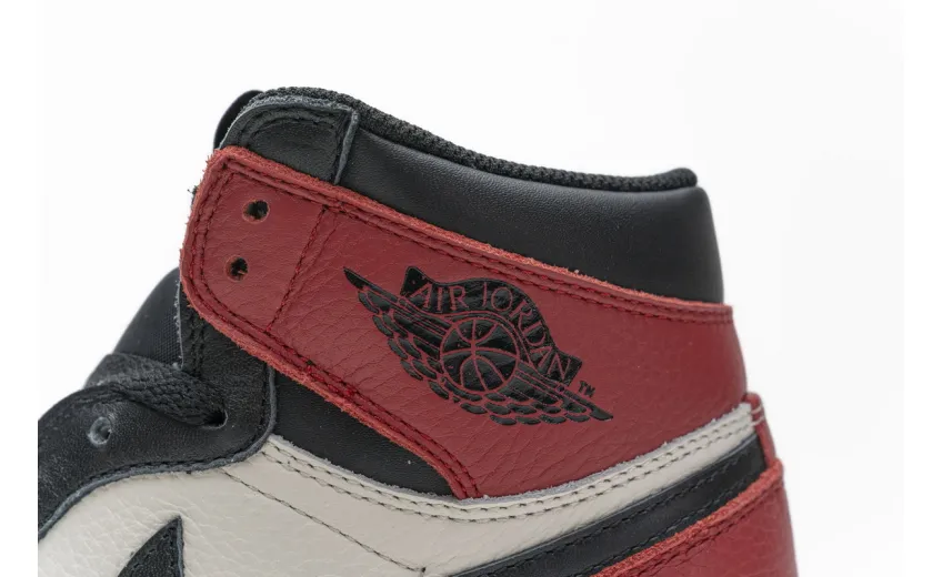 Jordan 1 Retro High Bred Toe 555088-610